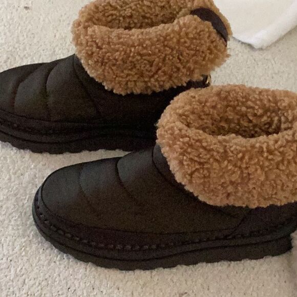 Sam Edelman Women's Ozie Shearling Bootie, Army Green/Coffee, Size 6, NWOT - Picture 4 of 13